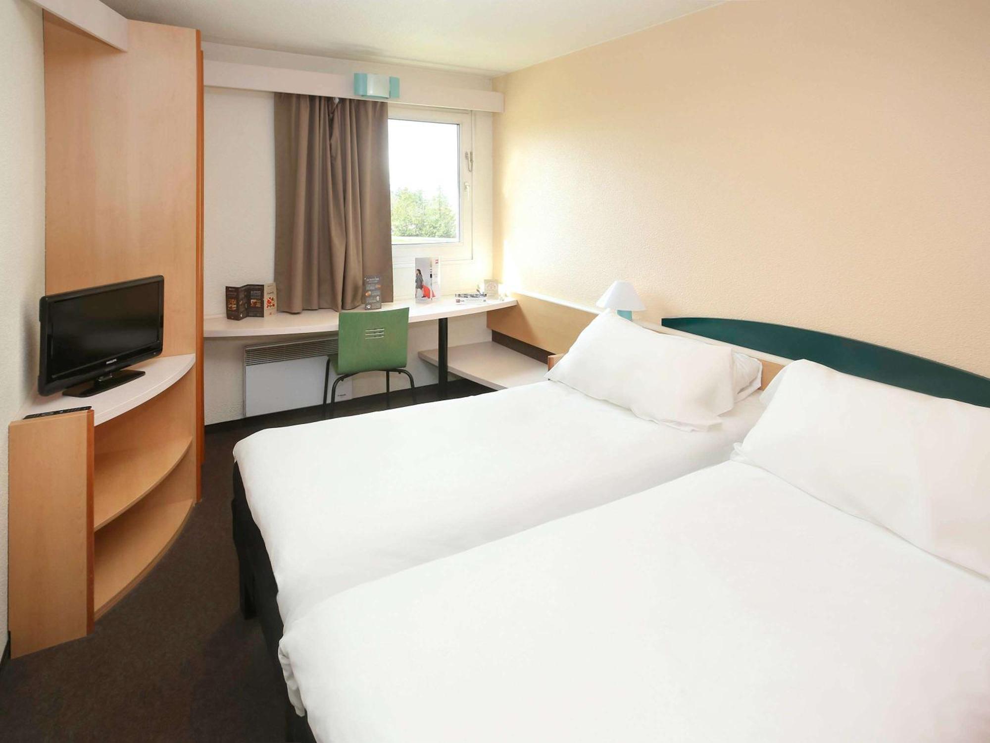 Ibis Auxerre Sud Hotel Venoy Buitenkant foto