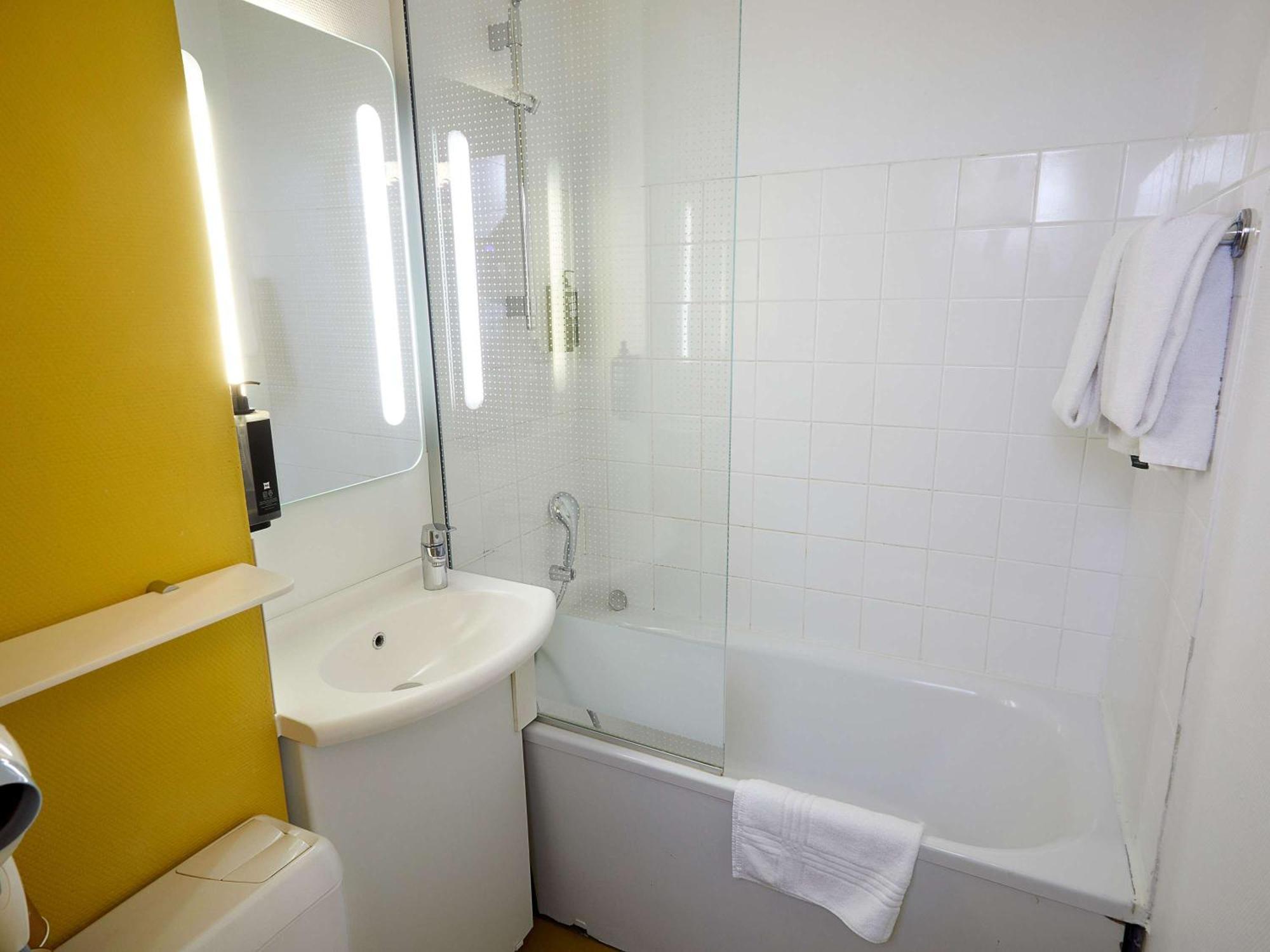 Ibis Auxerre Sud Hotel Venoy Buitenkant foto