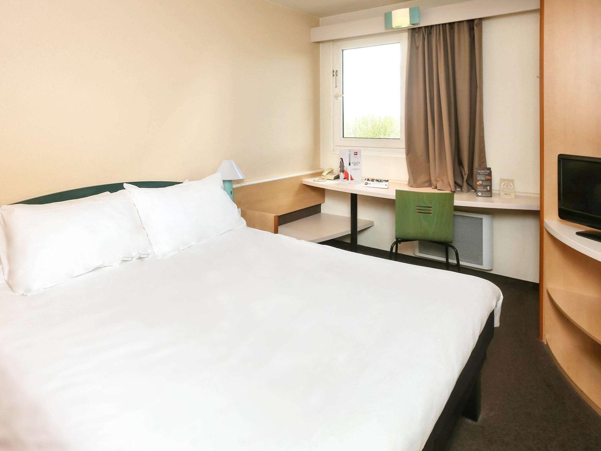 Ibis Auxerre Sud Hotel Venoy Buitenkant foto