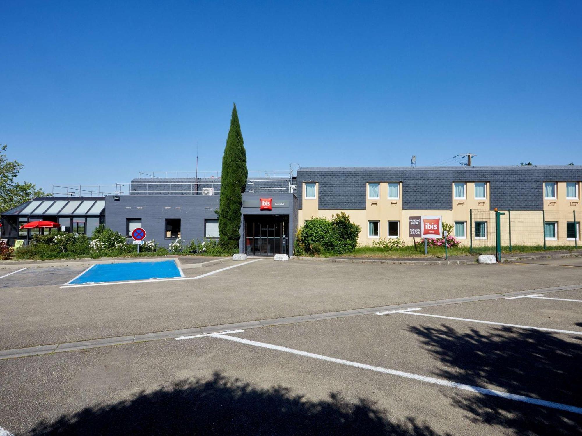 Ibis Auxerre Sud Hotel Venoy Buitenkant foto