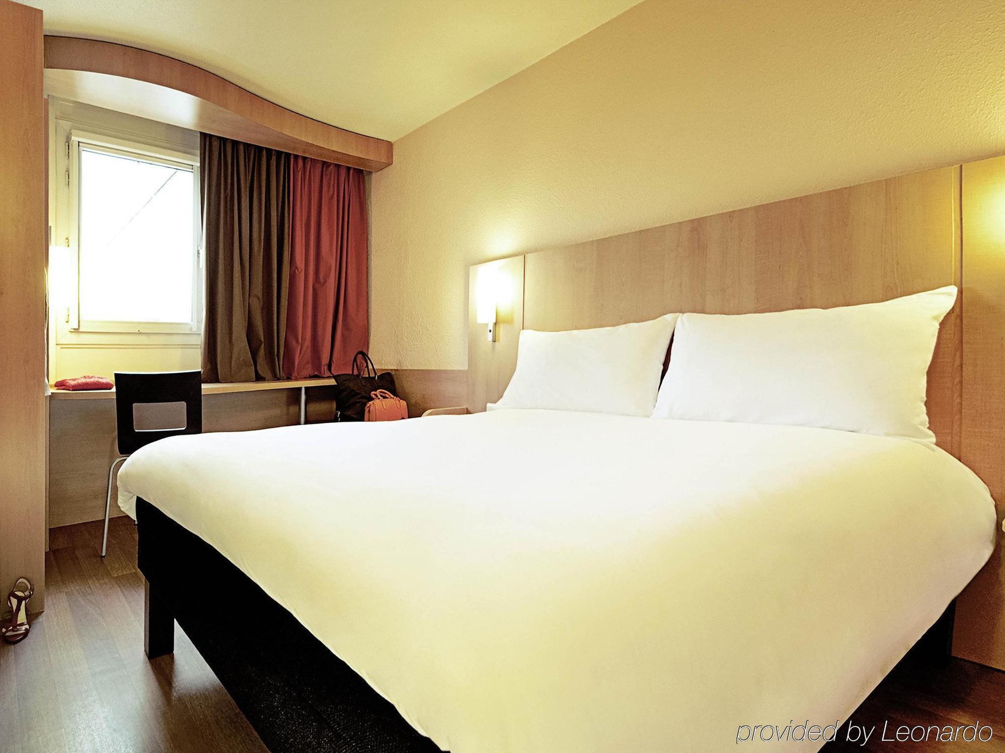 Ibis Auxerre Sud Hotel Venoy Buitenkant foto